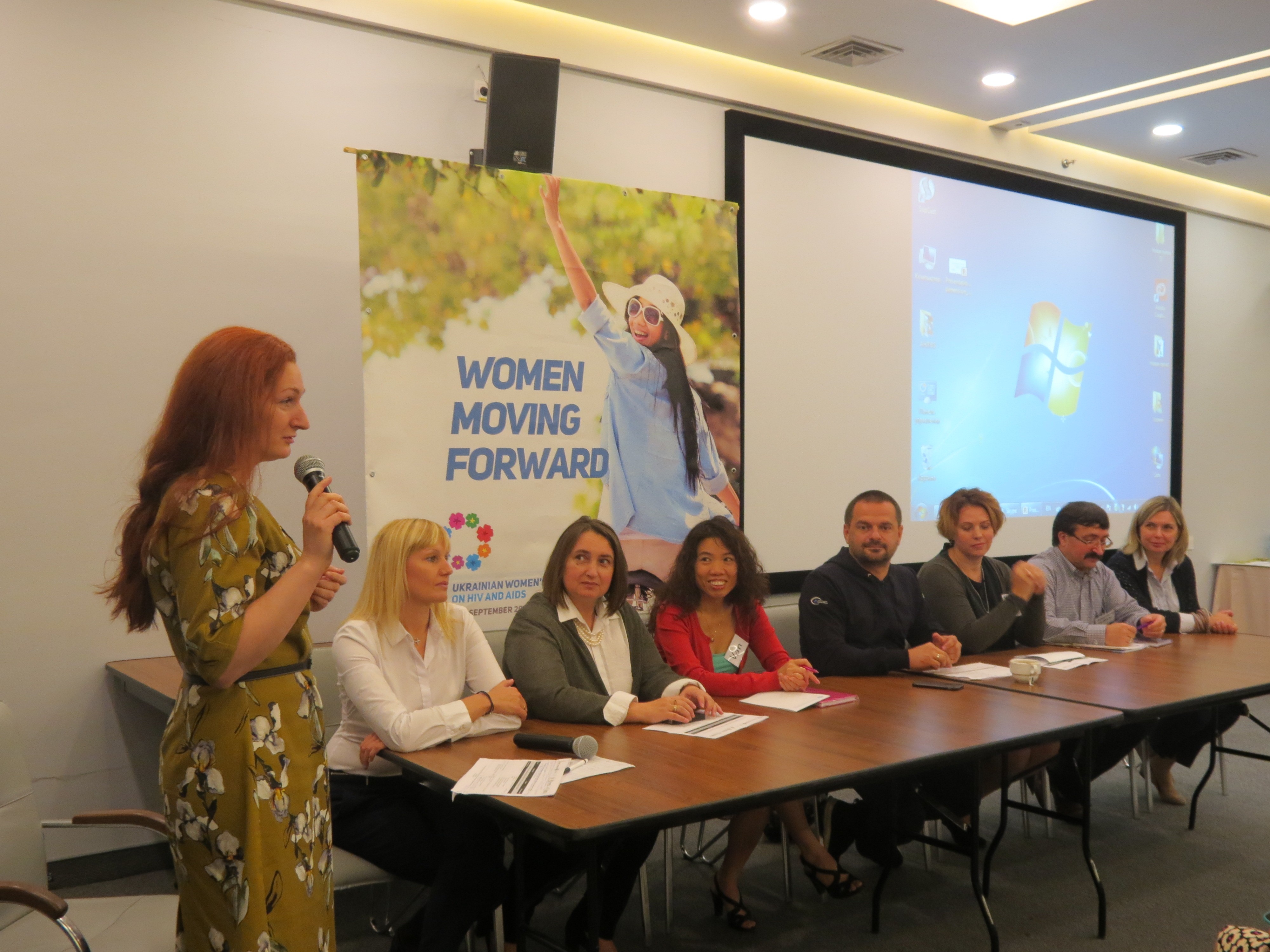Положительные женщины из пяти стран обсудили в Одессе стратегии по сохранению здоровья